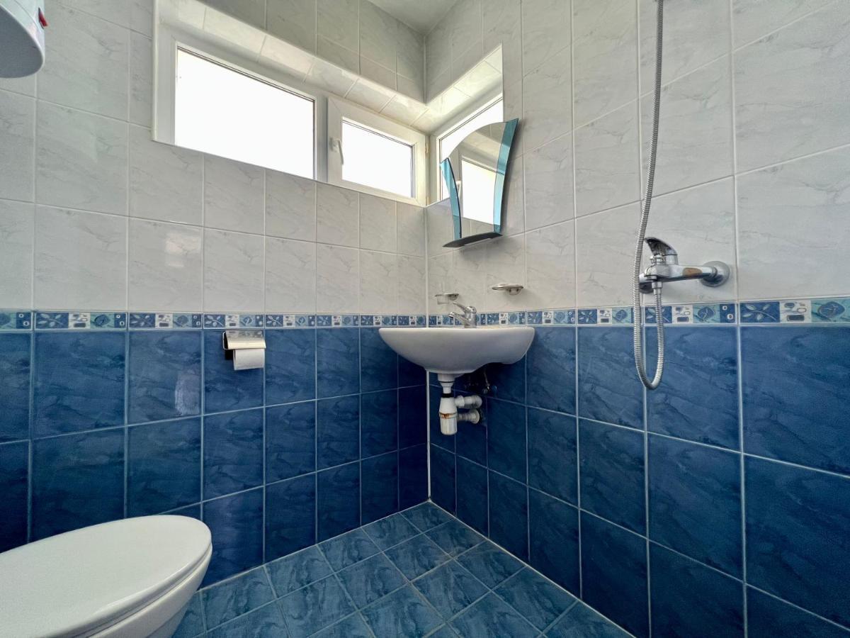 Private One-Bedroom Apartment With Balcony In Sozopol By Flat Mаnаger Bagian luar foto