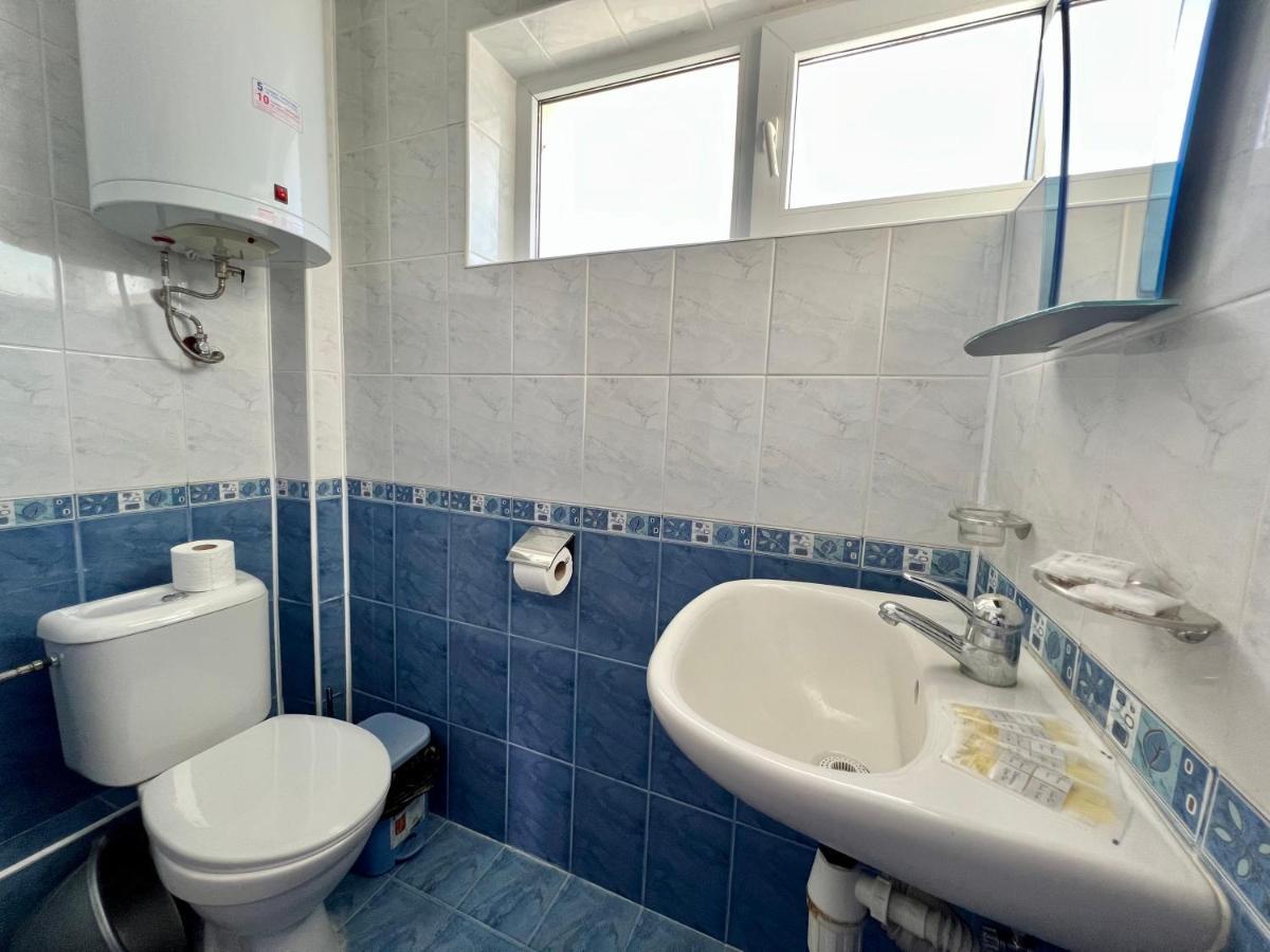 Private One-Bedroom Apartment With Balcony In Sozopol By Flat Mаnаger Bagian luar foto